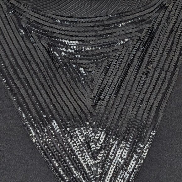 V. Louis Féraud Long Sleeve Sequin Shift Dress - Picture 4 of 9